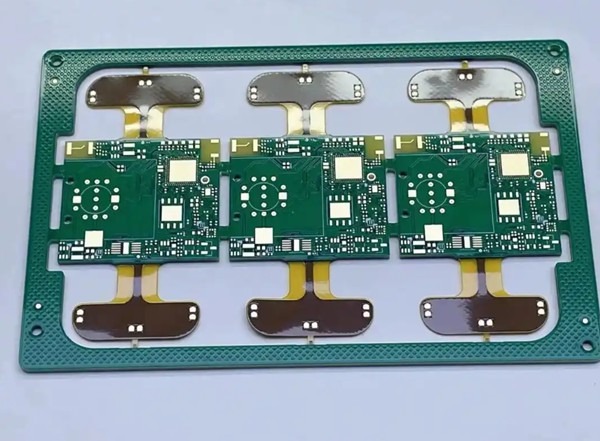 Multilayer Rigid-Flex PCB